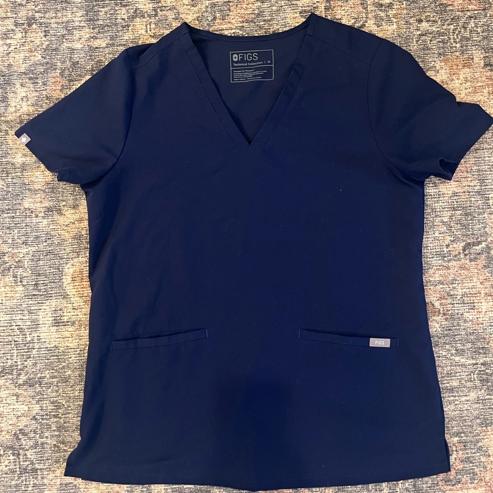 Navy Blue FIGS Casma 3 Pocket Scrub Top - Picture 1 of 2